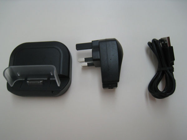 iPhone 3G/3GS USB Desktop Sync & Charge Cradle Review