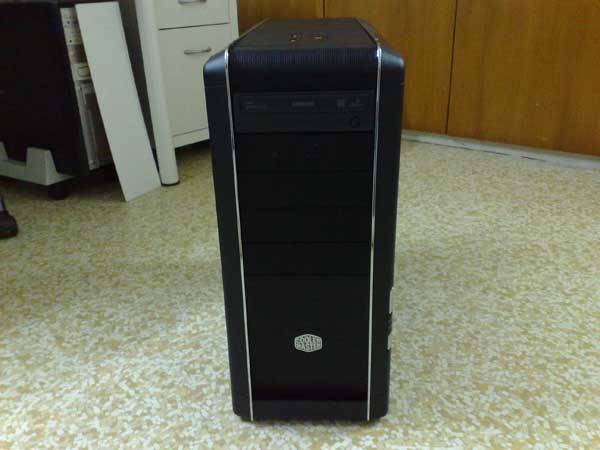 Front View - Cooler Master CM690