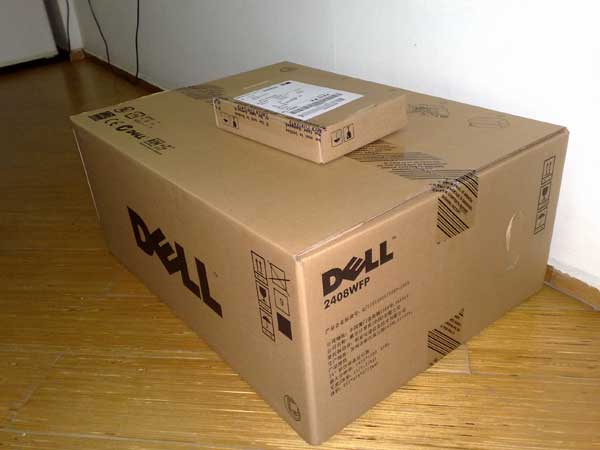 Dell 2408WFP Box